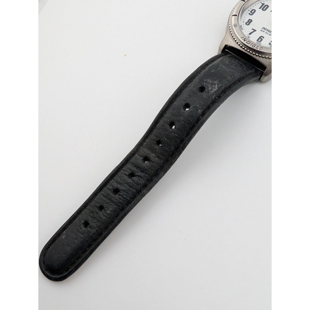 1998 Timex Expedition Watch Women 31mm Case Black Leather Band- New Battery - Picture 3 of 6